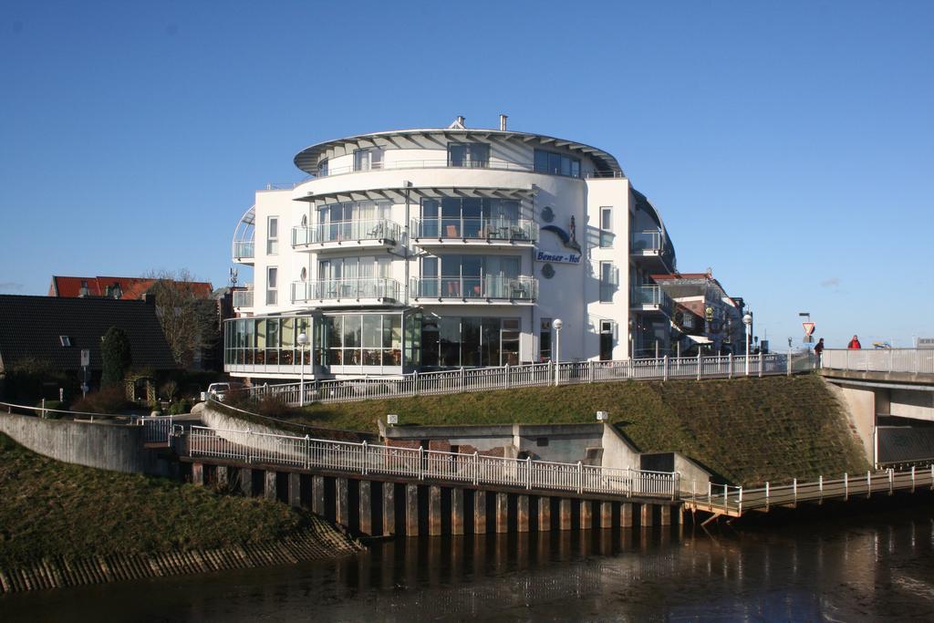 Nordseehotel Benser Hof Am Hafen Bensersiel Exterior photo